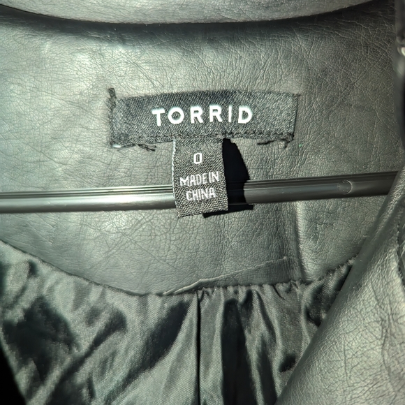 Torrid Faux Leather Moto Jacket Size 0 - Picture 4 of 7
